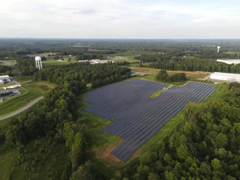 an aerial view of solar panels in the shorthorn project in south carolina.
